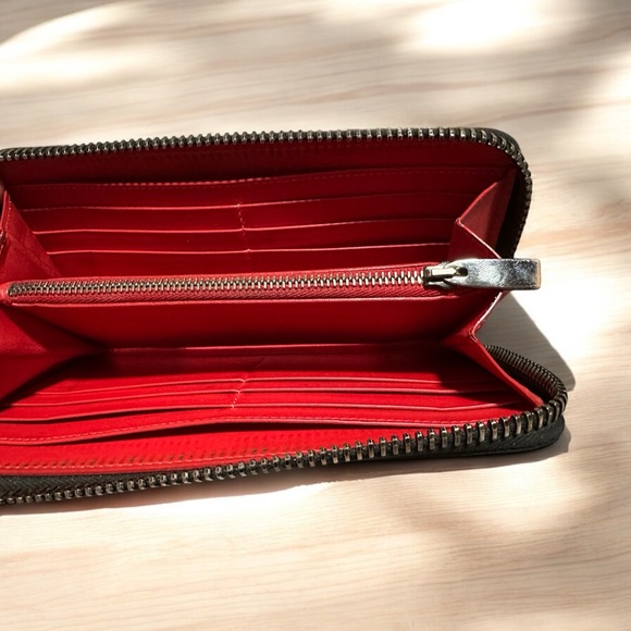 🔥 Christian Louboutin Panettone Wallet EUC - Picture 3 of 5